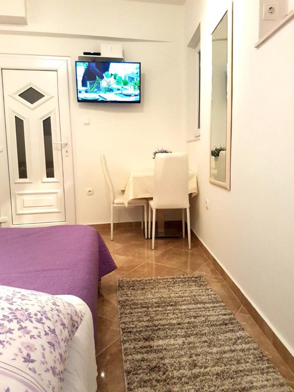 Room Ivana With Private Bathroom - Center Of Split Buitenkant foto